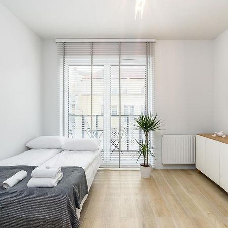 Apartments Poznan Fabryczna By Renters Luaran gambar