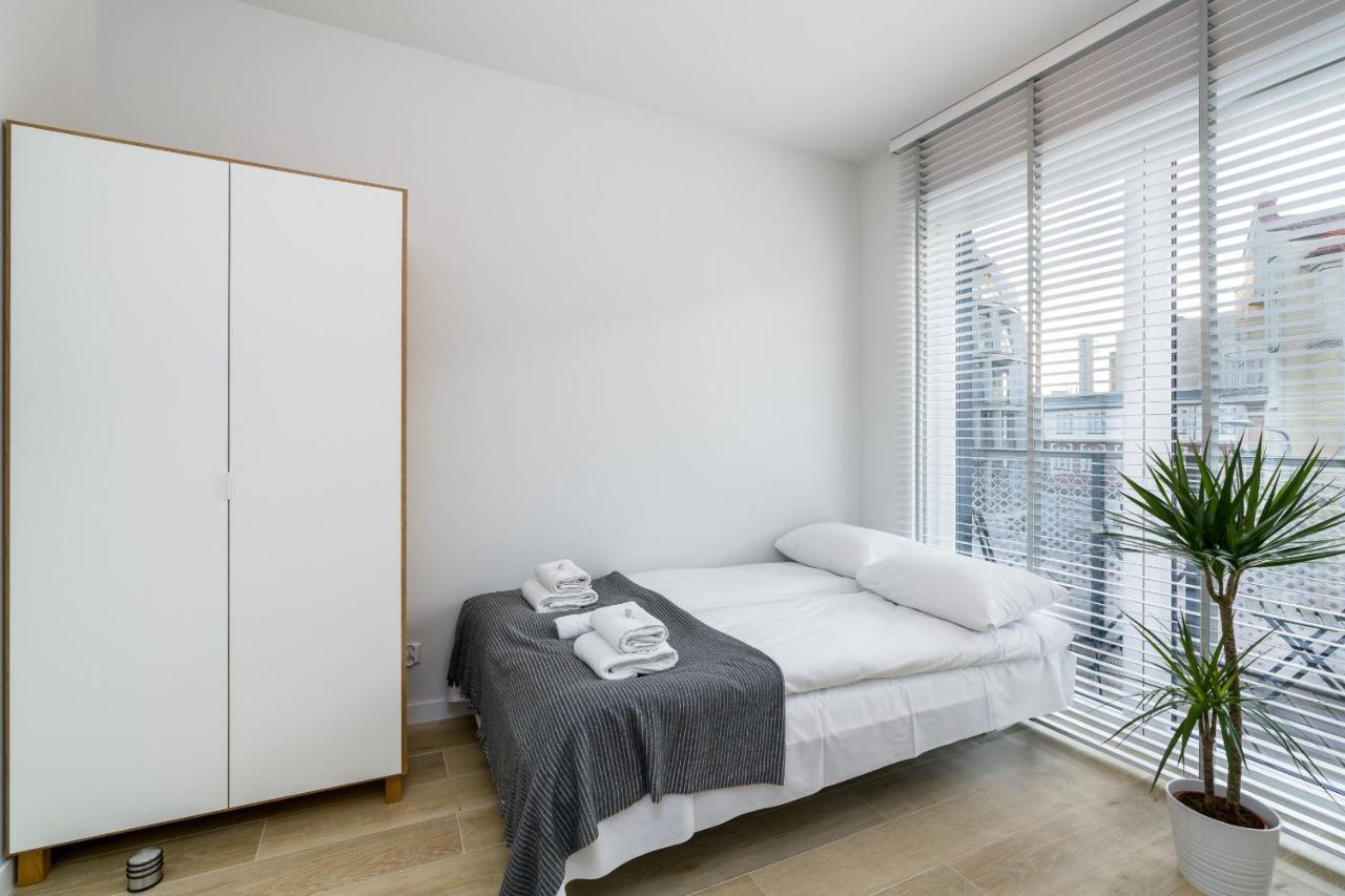 Apartments Poznan Fabryczna By Renters Luaran gambar