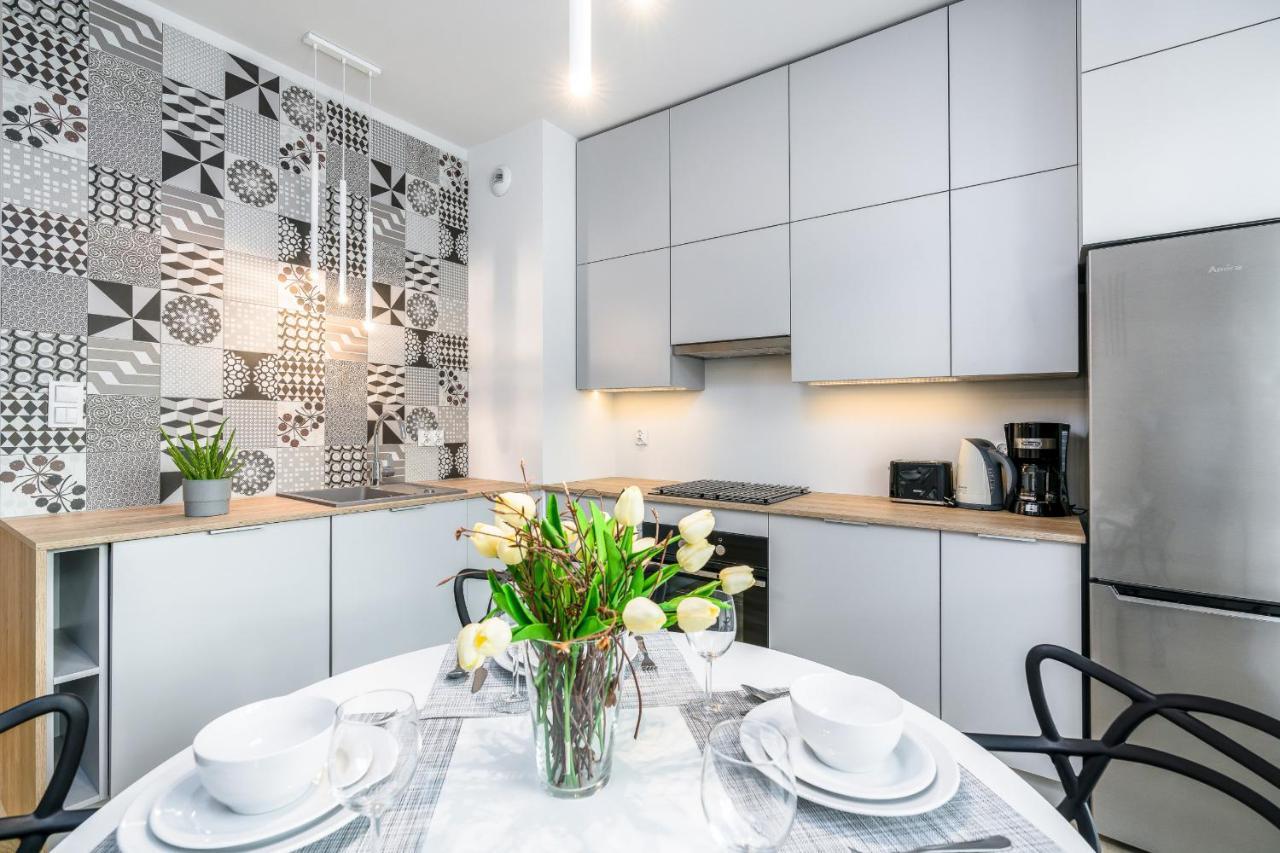Apartments Poznan Fabryczna By Renters Luaran gambar